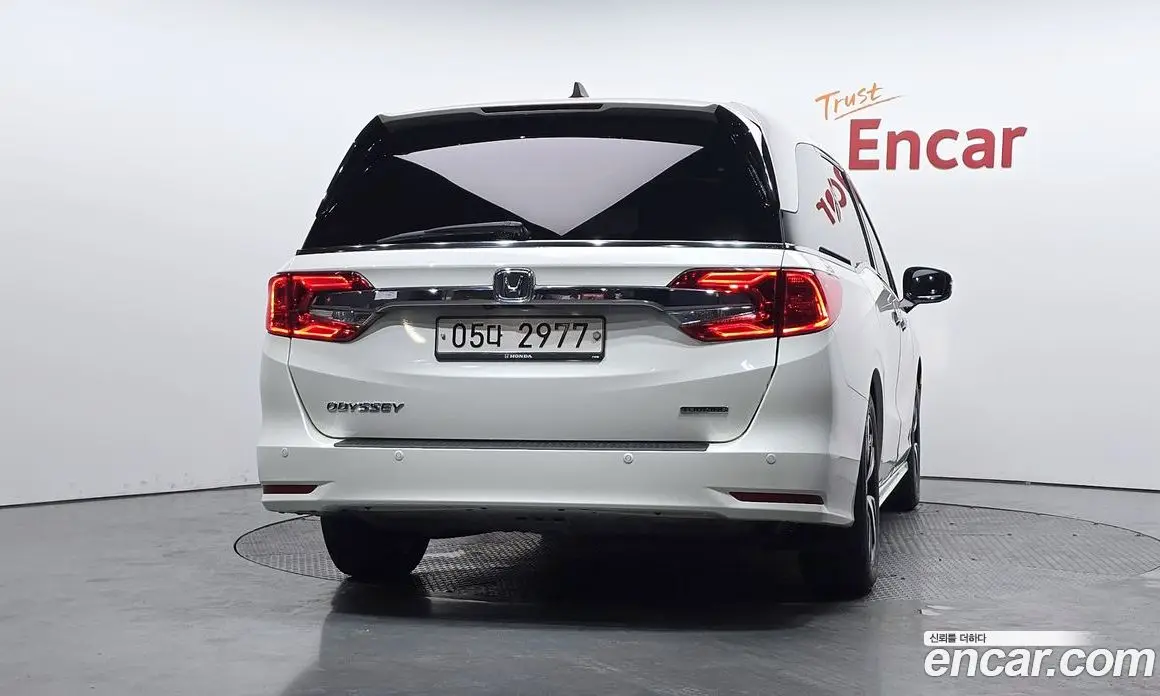 Honda Odyssey 2018 3.5 автомат (гидро), фото 4