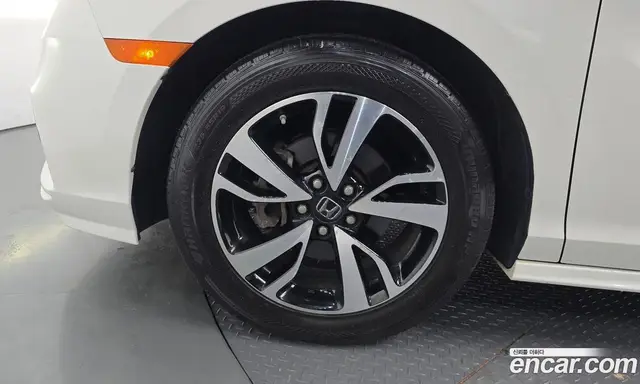 Honda Odyssey 2018 3.5 автомат (гидро), миниатюра 5