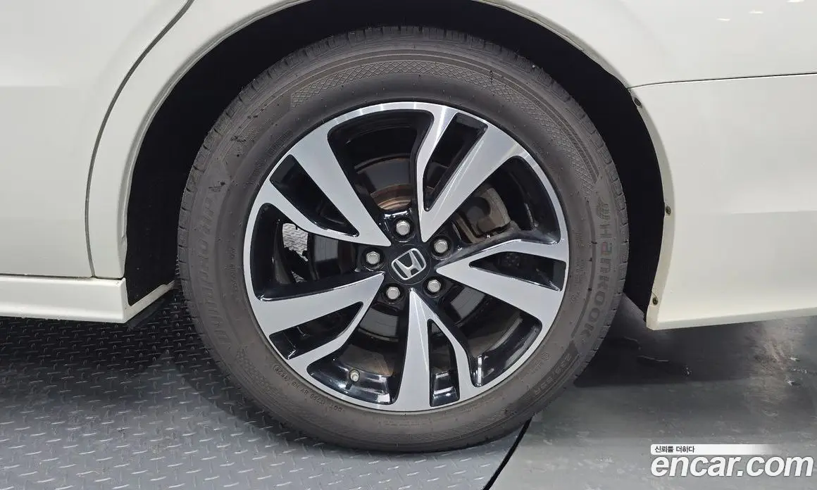 Honda Odyssey 2018 3.5 автомат (гидро), фото 7
