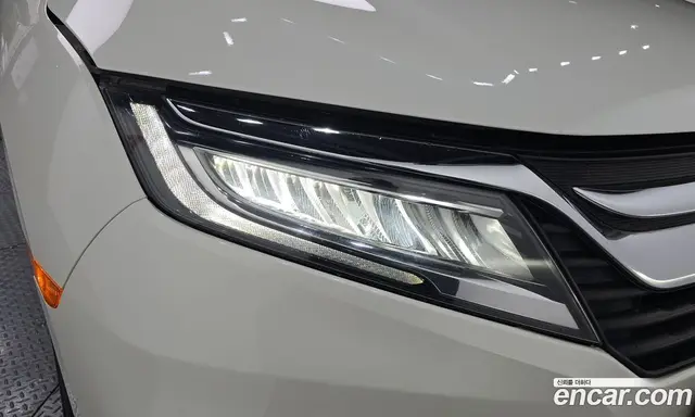 Honda Odyssey 2018 3.5 автомат (гидро), миниатюра 8