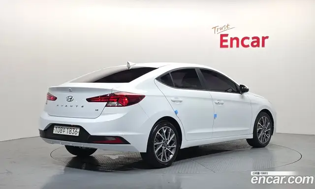 Hyundai Avante 2019 1.6 автомат (гидро), миниатюра 2 Hyundai Avante 2019 1.6 автомат (гидро), миниатюра 2
