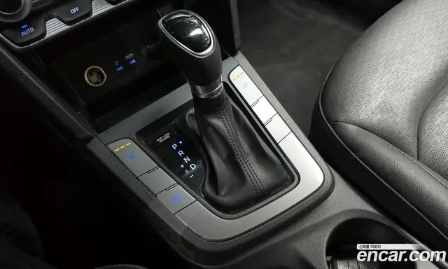 Hyundai Avante 2019 1.6 автомат (гидро), миниатюра 12