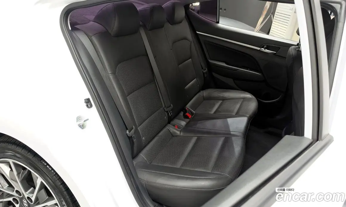Hyundai Avante 2019 1.6 автомат (гидро), фото 16 Hyundai Avante 2019 1.6 автомат (гидро), фото 16