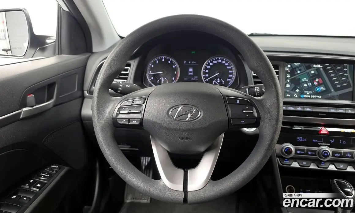 Hyundai Avante 2019 1.6 автомат (гидро), фото 19 Hyundai Avante 2019 1.6 автомат (гидро), фото 19