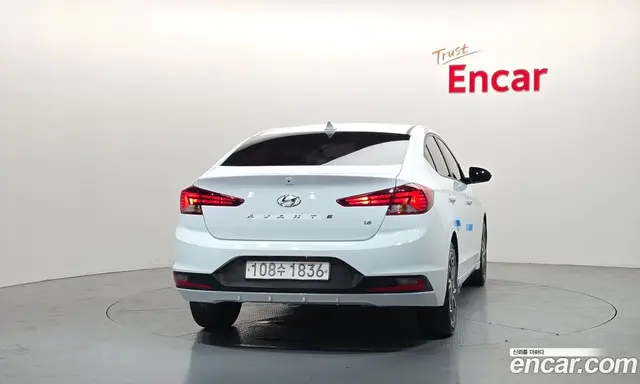 Hyundai Avante 2019 1.6 автомат (гидро), миниатюра 4 Hyundai Avante 2019 1.6 автомат (гидро), миниатюра 4