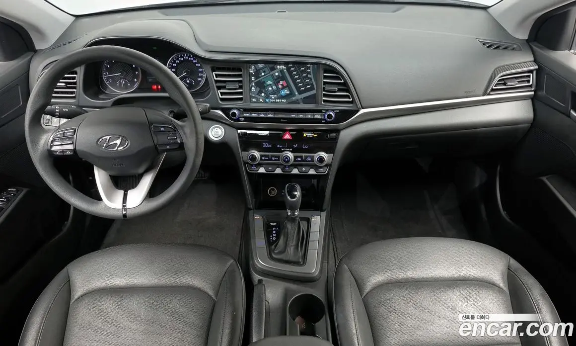 Hyundai Avante 2019 1.6 автомат (гидро), фото 10 Hyundai Avante 2019 1.6 автомат (гидро), фото 10