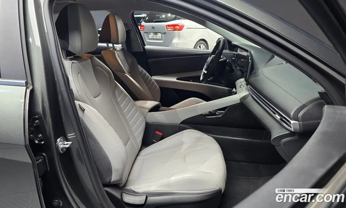 Hyundai Avante 2020 1.6 автомат (гидро), фото 12 Hyundai Avante 2020 1.6 автомат (гидро), фото 12