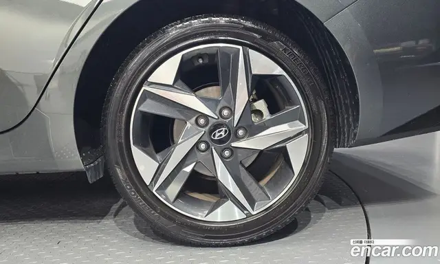 Hyundai Avante 2020 1.6 автомат (гидро), миниатюра 6 Hyundai Avante 2020 1.6 автомат (гидро), миниатюра 6