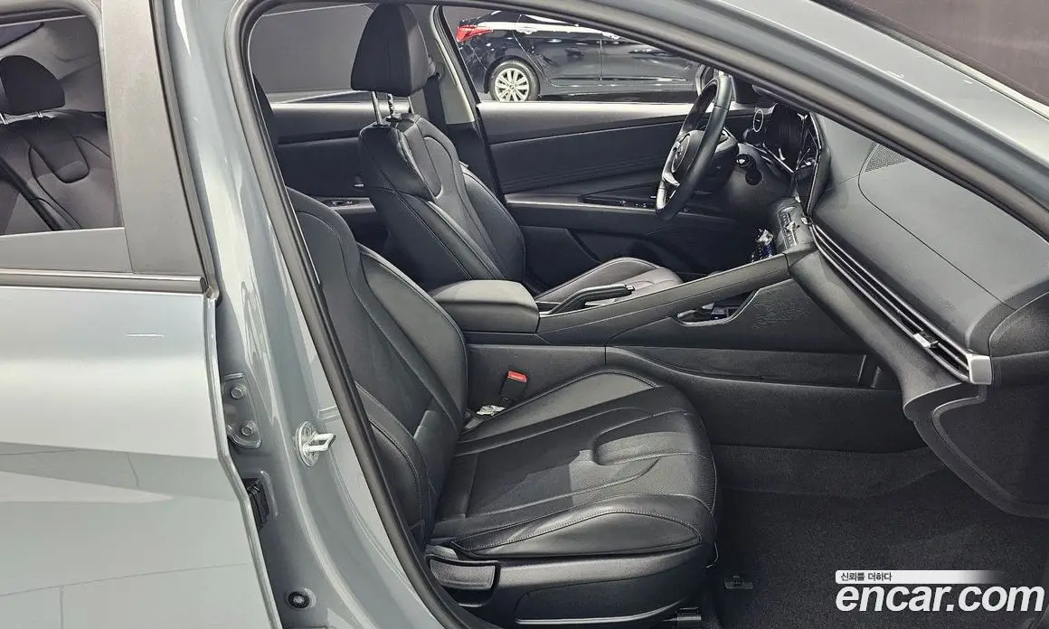 Hyundai Avante 2022 1.6 автомат (гидро), фото 16 Hyundai Avante 2022 1.6 автомат (гидро), фото 16