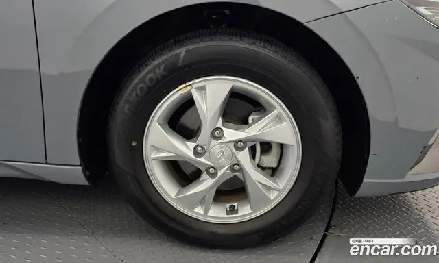 Hyundai Avante 2022 1.6 автомат (гидро), миниатюра 7 Hyundai Avante 2022 1.6 автомат (гидро), миниатюра 7