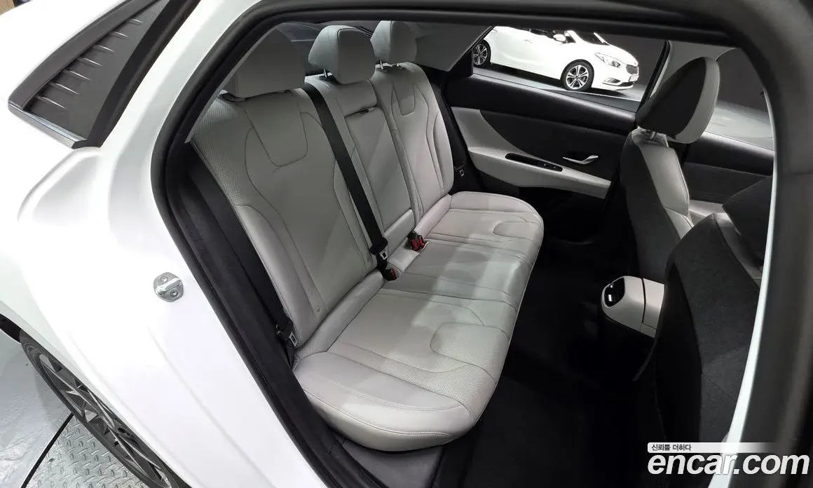 Hyundai Avante 2022 1.6 автомат (гидро), фото 16 Hyundai Avante 2022 1.6 автомат (гидро), фото 16