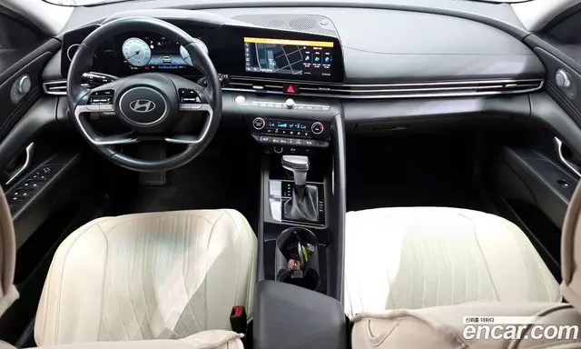 Hyundai Avante 2023 1.6 автомат (гидро), миниатюра 10