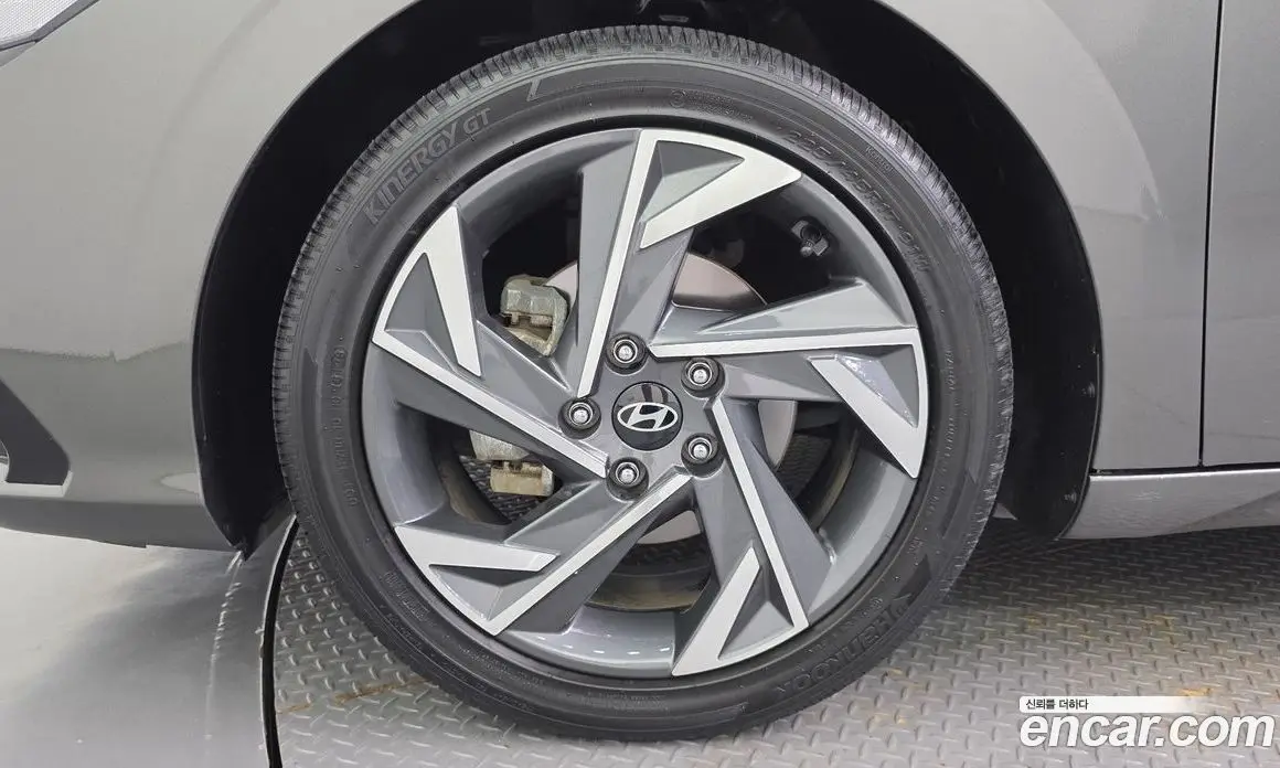 Hyundai Avante 2023 1.6 автомат (гидро), фото 5 Hyundai Avante 2023 1.6 автомат (гидро), фото 5