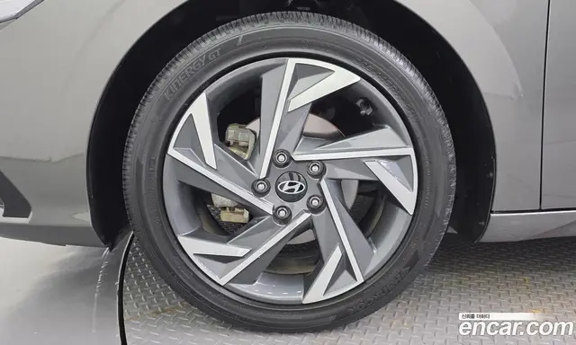 Hyundai Avante 2023 1.6 автомат (гидро), миниатюра 5 Hyundai Avante 2023 1.6 автомат (гидро), миниатюра 5