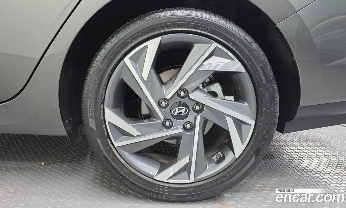 Hyundai Avante 2023 1.6 автомат (гидро), фото 7 Hyundai Avante 2023 1.6 автомат (гидро), фото 7