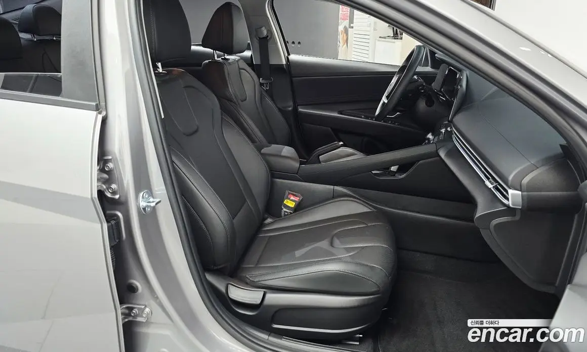 Hyundai Avante 2025 1.6 автомат (гидро), фото 16 Hyundai Avante 2025 1.6 автомат (гидро), фото 16