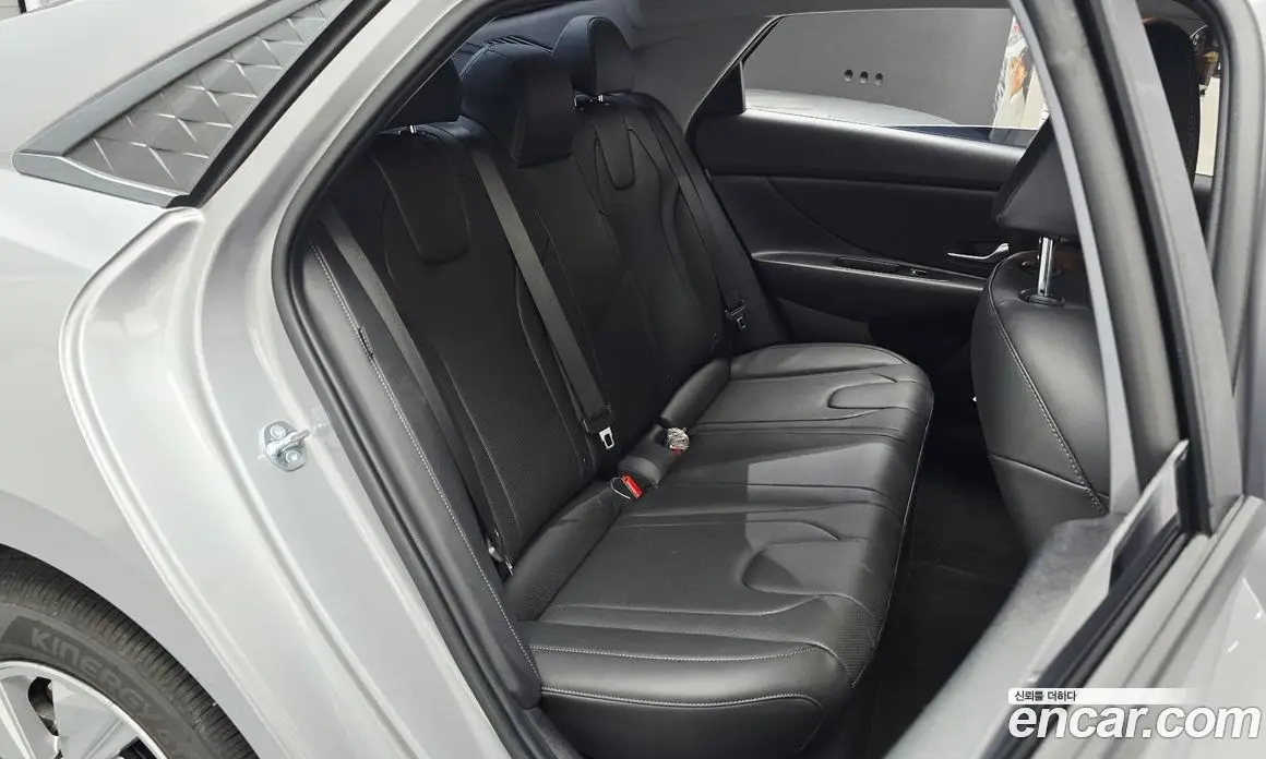Hyundai Avante 2025 1.6 автомат (гидро), фото 17 Hyundai Avante 2025 1.6 автомат (гидро), фото 17