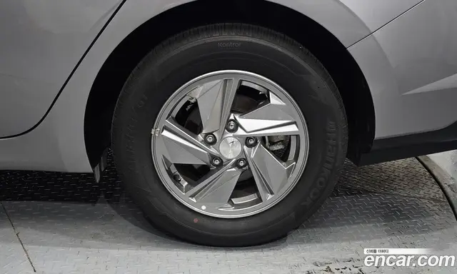 Hyundai Avante 2025 1.6 автомат (гидро), миниатюра 7 Hyundai Avante 2025 1.6 автомат (гидро), миниатюра 7