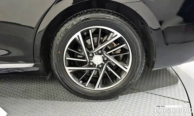 Hyundai Grandeur 2021 2.5 автомат (гидро), миниатюра 7 Hyundai Grandeur 2021 2.5 автомат (гидро), миниатюра 7