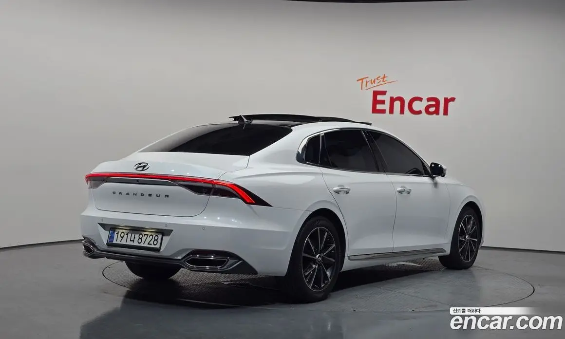 Hyundai Grandeur 2021 2.5 автомат (гидро), фото 1 Hyundai Grandeur 2021 2.5 автомат (гидро), фото 1