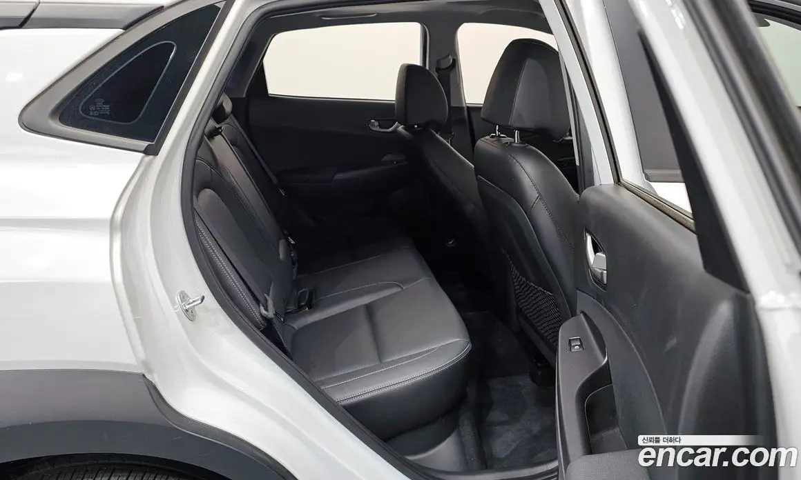 Hyundai Kona 2017 1.6 автомат (гидро), фото 11 Hyundai Kona 2017 1.6 автомат (гидро), фото 11