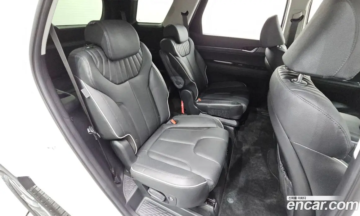Hyundai Palisade 2023 2.2 автомат (гидро), фото 17