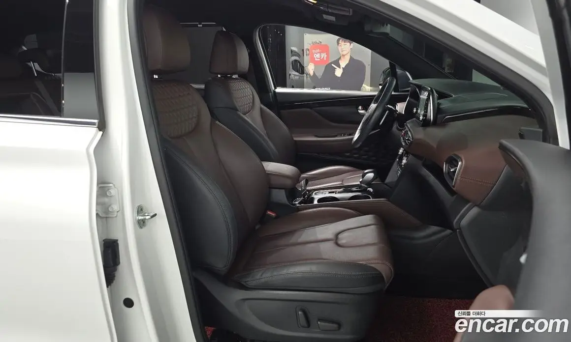 Hyundai Santa Fe 2019 2.0 автомат (гидро), фото 16 Hyundai Santa Fe 2019 2.0 автомат (гидро), фото 16