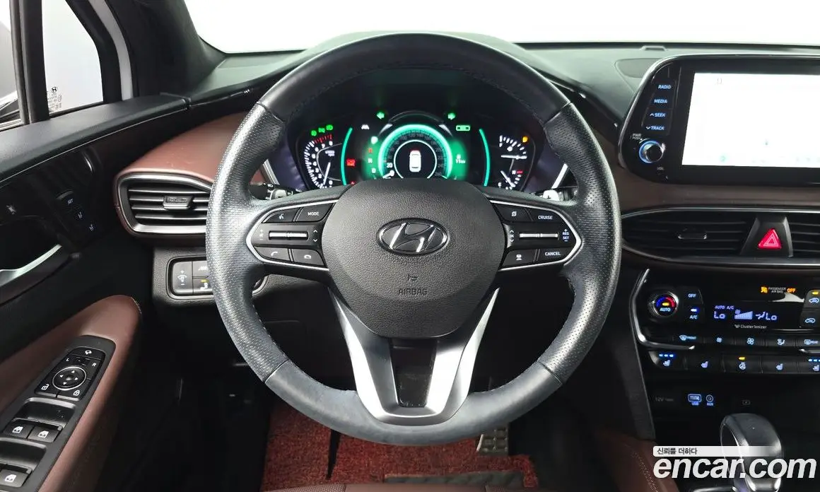 Hyundai Santa Fe 2019 2.0 автомат (гидро), фото 18 Hyundai Santa Fe 2019 2.0 автомат (гидро), фото 18
