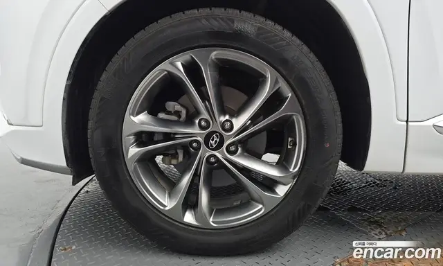 Hyundai Santa Fe 2019 2.0 автомат (гидро), миниатюра 4 Hyundai Santa Fe 2019 2.0 автомат (гидро), миниатюра 4