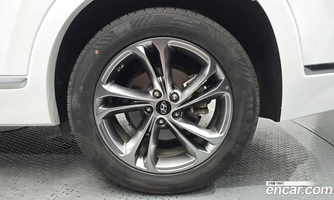 Hyundai Santa Fe 2019 2.0 автомат (гидро), фото 6 Hyundai Santa Fe 2019 2.0 автомат (гидро), фото 6