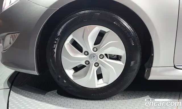 Hyundai Sonata 2013 2.0 автомат (гидро), миниатюра 4