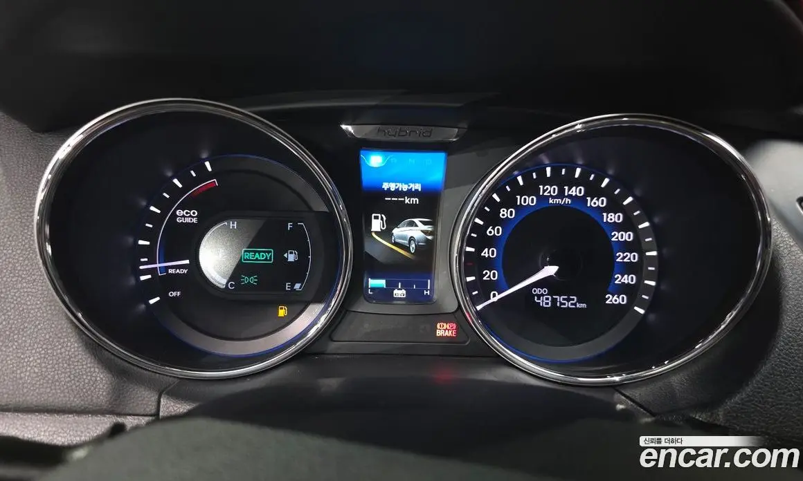 Hyundai Sonata 2013 2.0 автомат (гидро), фото 10