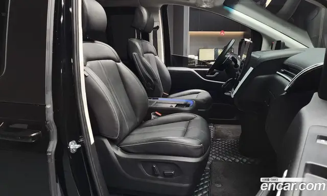 Hyundai Staria 2021 2.2 автомат (гидро), миниатюра 11 Hyundai Staria 2021 2.2 автомат (гидро), миниатюра 11