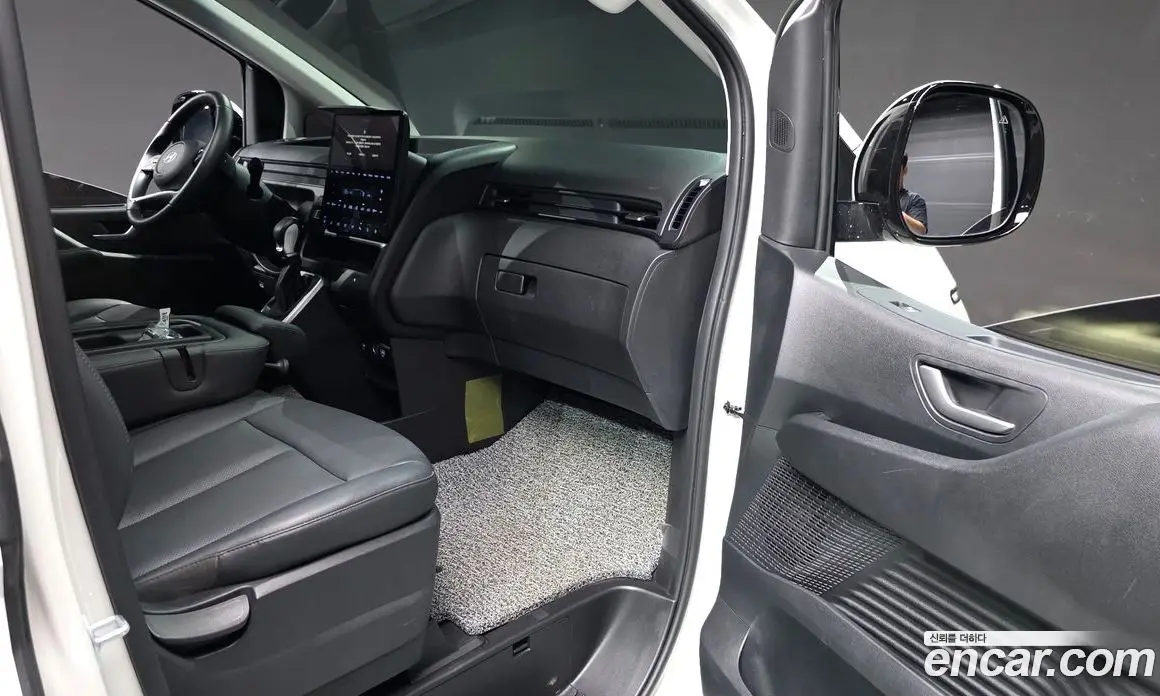 Hyundai Staria 2024 2.2 автомат (гидро), фото 16 Hyundai Staria 2024 2.2 автомат (гидро), фото 16