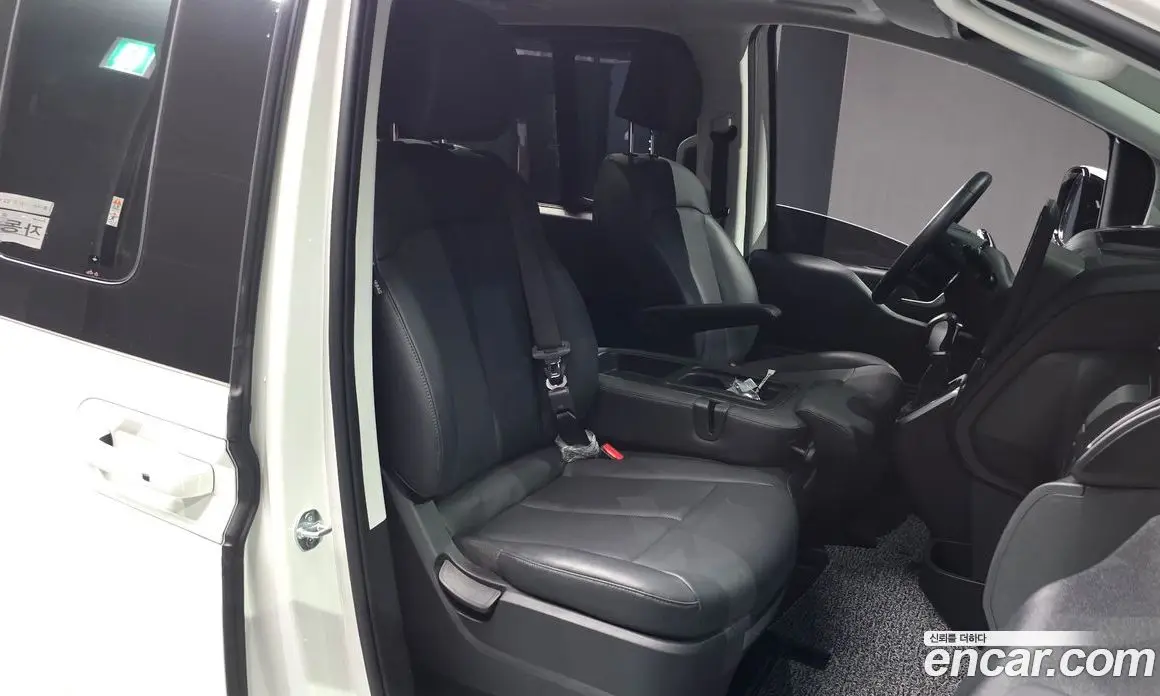 Hyundai Staria 2024 2.2 автомат (гидро), фото 18 Hyundai Staria 2024 2.2 автомат (гидро), фото 18