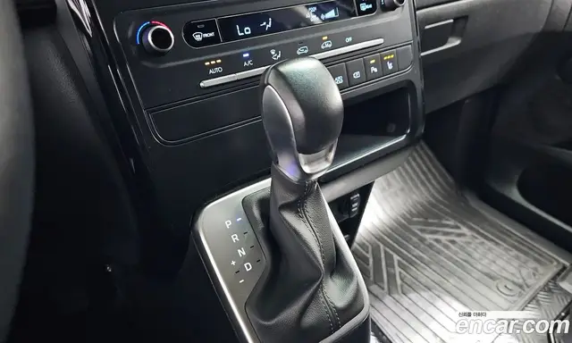 Hyundai Staria 2026 3.5 автомат (гидро), миниатюра 12