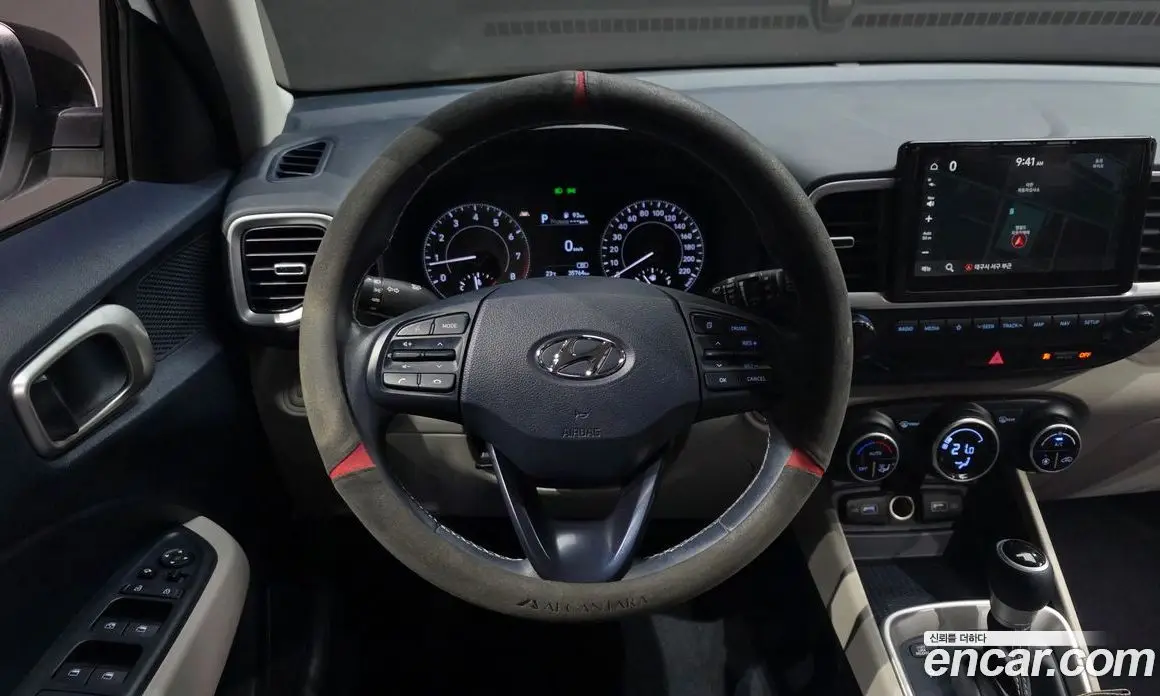 Hyundai Venue 2022 1.6 автомат (гидро), фото 19