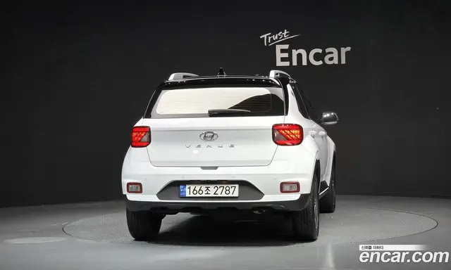 Hyundai Venue 2022 1.6 автомат (гидро), миниатюра 4