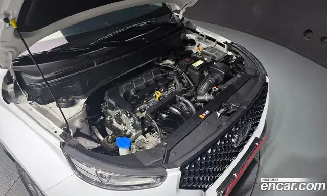 Hyundai Venue 2022 1.6 автомат (гидро), миниатюра 6