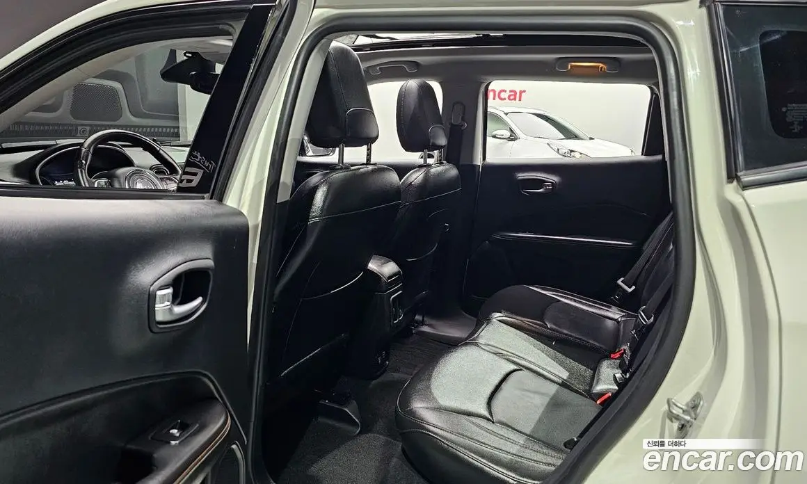 Jeep Compass 2018 2.4 автомат (гидро), фото 20