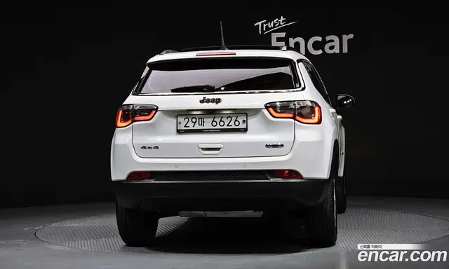Jeep Compass 2018 2.4 автомат (гидро), миниатюра 4