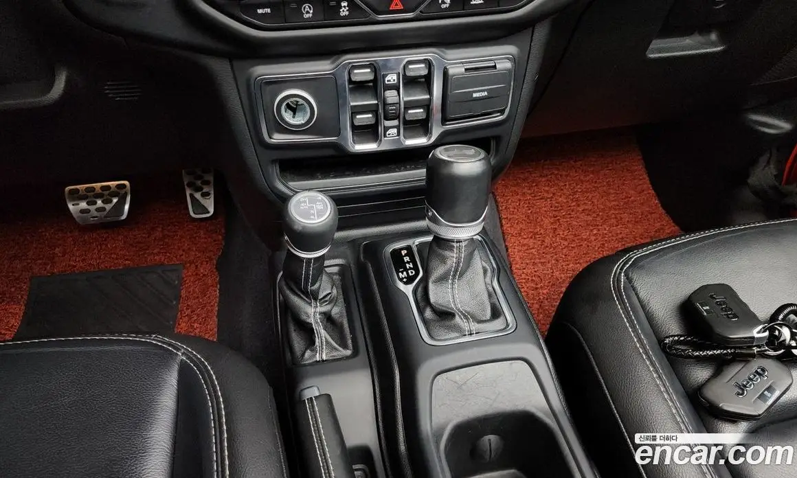 Jeep Wrangler 2021 2.0 автомат (гидро), фото 12 Jeep Wrangler 2021 2.0 автомат (гидро), фото 12