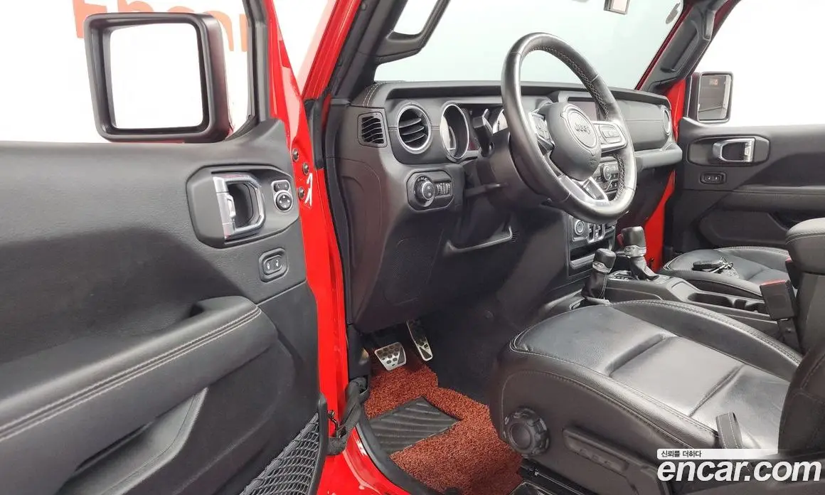 Jeep Wrangler 2021 2.0 автомат (гидро), фото 13 Jeep Wrangler 2021 2.0 автомат (гидро), фото 13
