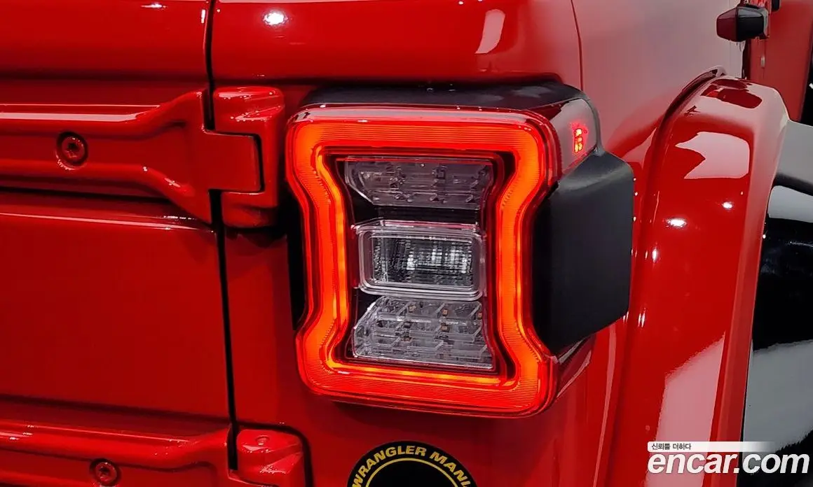 Jeep Wrangler 2021 2.0 автомат (гидро), фото 9 Jeep Wrangler 2021 2.0 автомат (гидро), фото 9