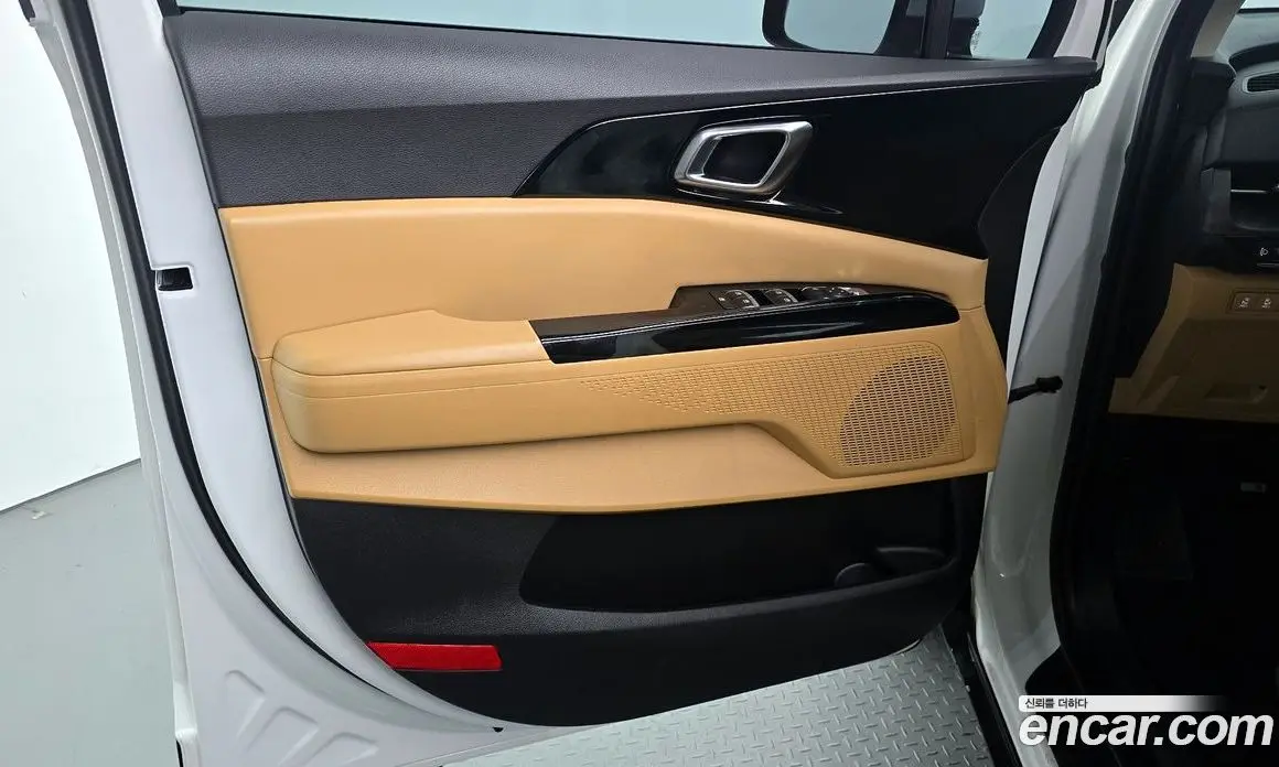 Kia Carnival 2022 3.5 автомат (гидро), фото 14 Kia Carnival 2022 3.5 автомат (гидро), фото 14