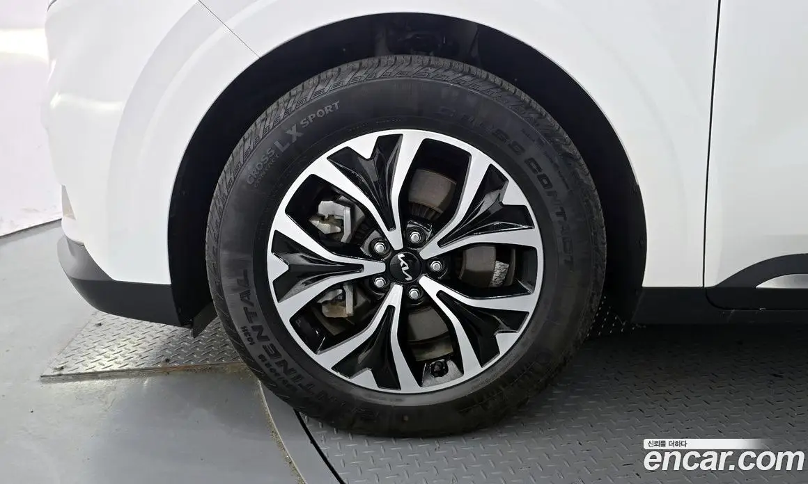 Kia Carnival 2022 3.5 автомат (гидро), фото 5 Kia Carnival 2022 3.5 автомат (гидро), фото 5