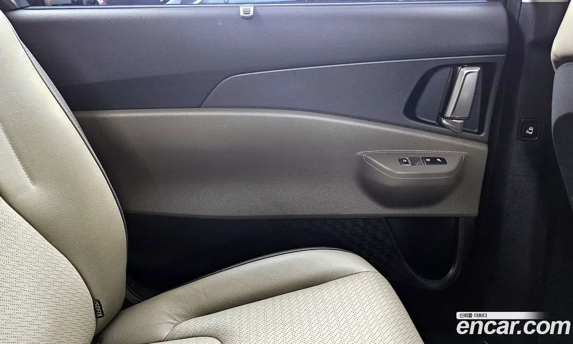 Kia Carnival 2024 2.2 автомат (гидро), фото 15 Kia Carnival 2024 2.2 автомат (гидро), фото 15