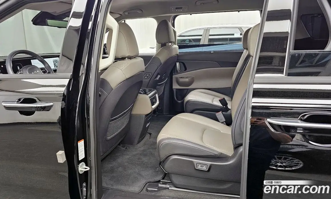 Kia Carnival 2024 2.2 автомат (гидро), фото 16 Kia Carnival 2024 2.2 автомат (гидро), фото 16