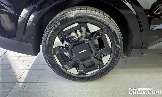 Kia Carnival 2024 2.2 автомат (гидро), миниатюра 5 Kia Carnival 2024 2.2 автомат (гидро), миниатюра 5