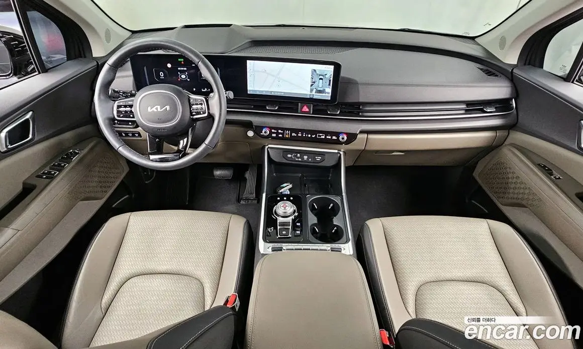 Kia Carnival 2024 2.2 автомат (гидро), фото 10 Kia Carnival 2024 2.2 автомат (гидро), фото 10